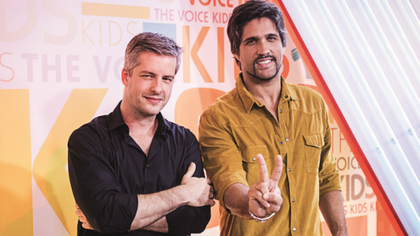 dupla-victor-&-leo-rouba-a-cena-no-the-voice-kids