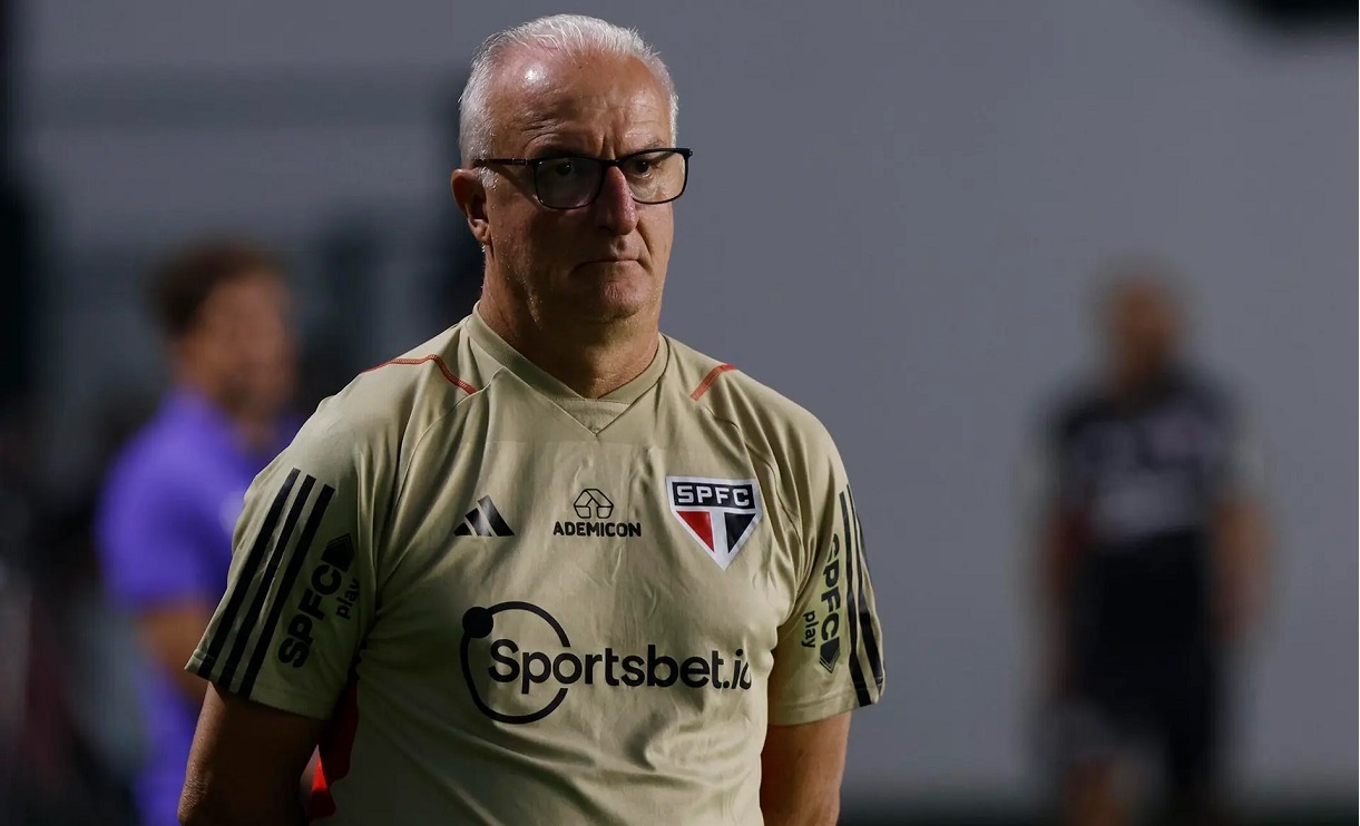 Dorival Júnior sobre goleada: "Foi vergonhoso, assumo a culpa" (Foto: SPFC Net)