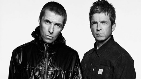 Liam e Noel Gallagher: reunião do Oasis após 15 anos