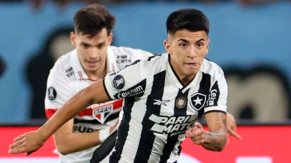 Botafogo elimina São Paulo no MorumBis e segue vivo na Libertadores