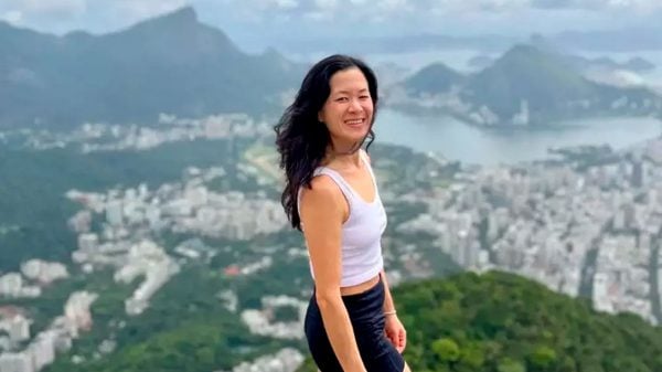 Helen Zhao se demitiu para viajar pelo mundo, mas colecionou alguns arrependimentos