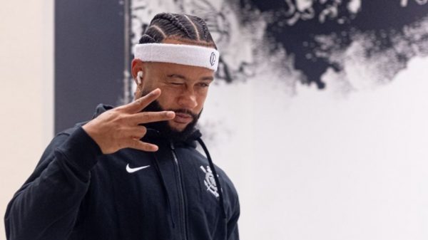 Memphis Depay: permanência no Corinthians é incerta após caso das Bets